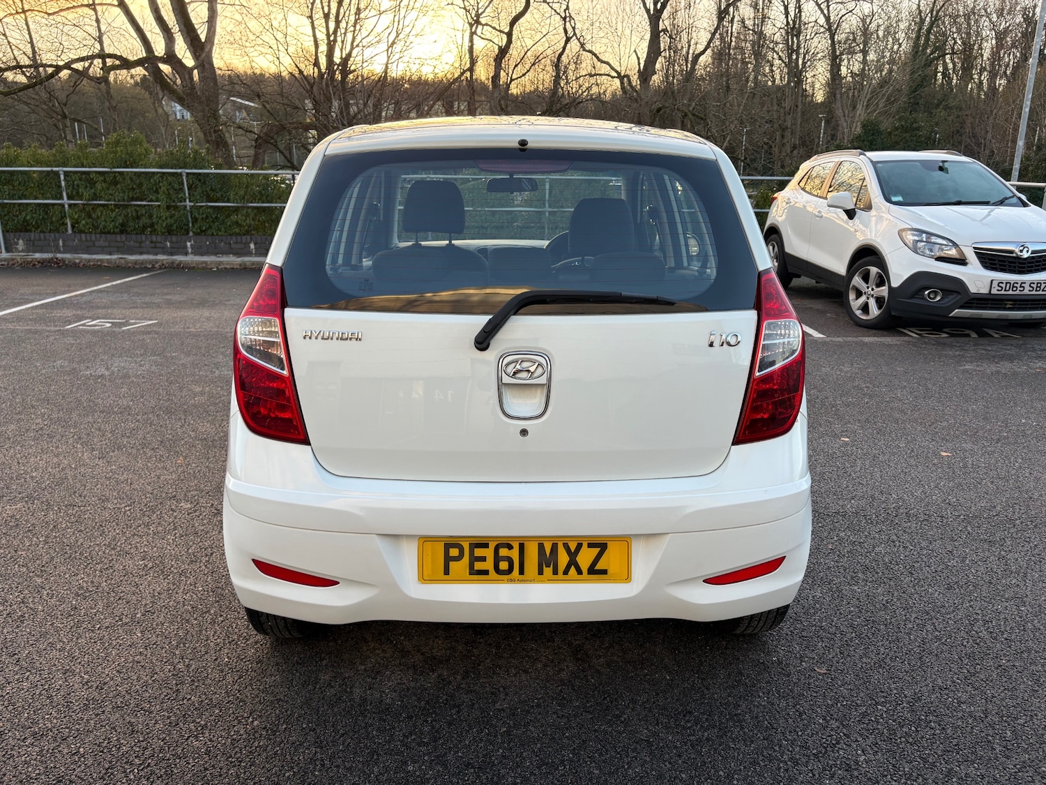 Used Hyundai i10 2011 for sale - 77207718: Photo 32