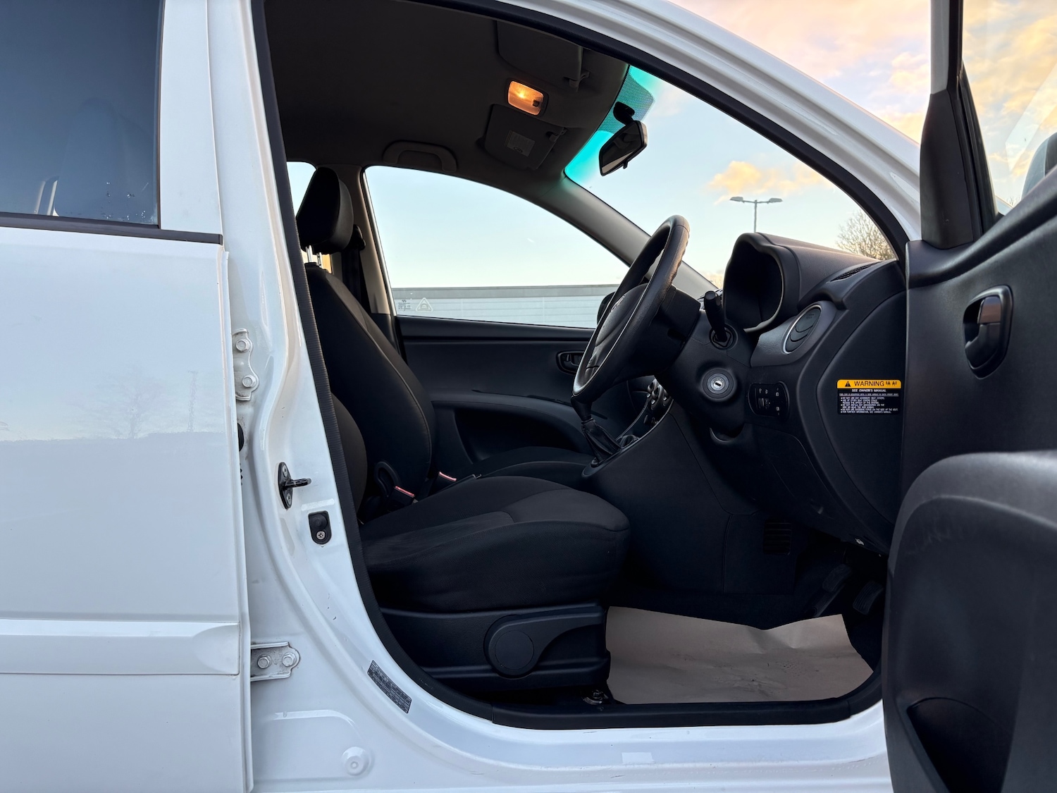 Used Hyundai i10 2011 for sale - 77207718: Photo 39