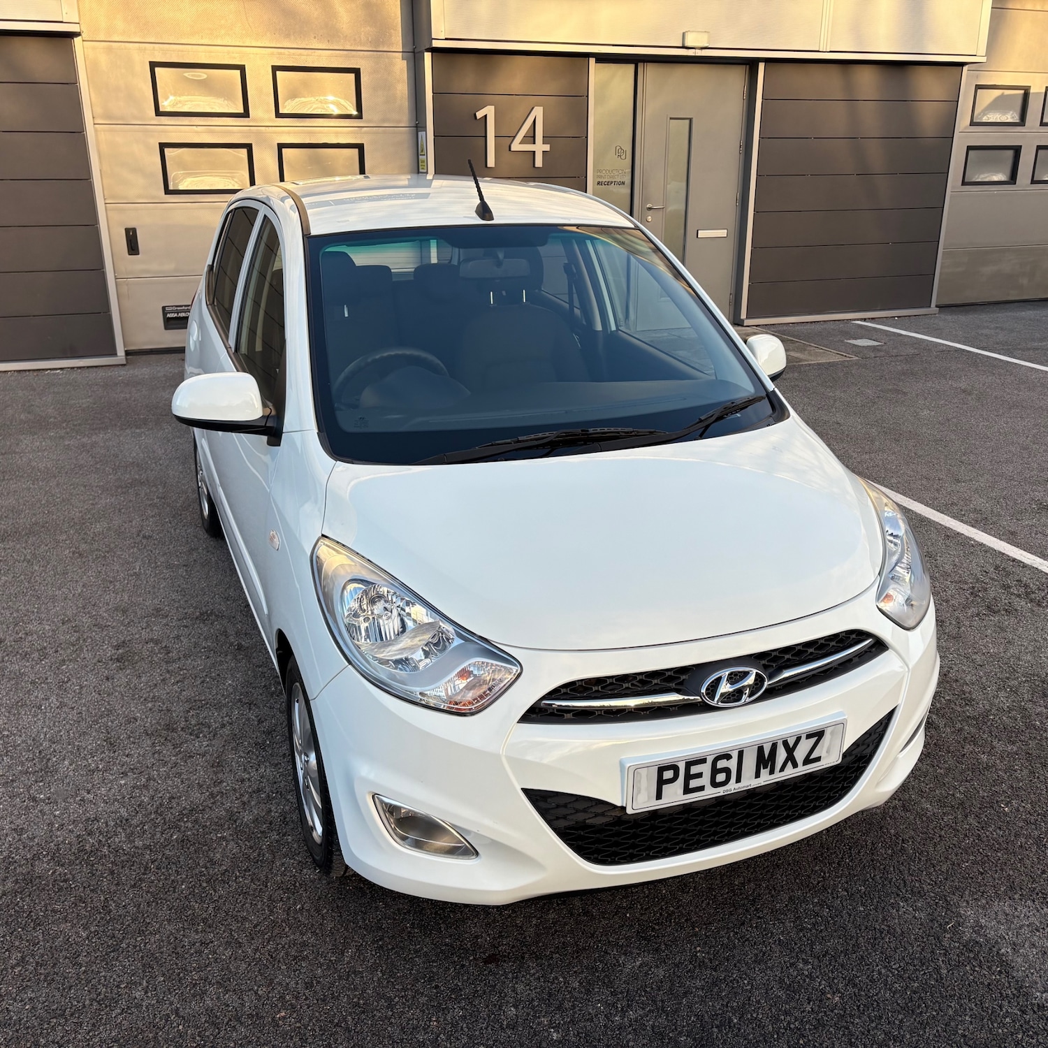 Used Hyundai i10 2011 for sale - 77207718: Photo 6