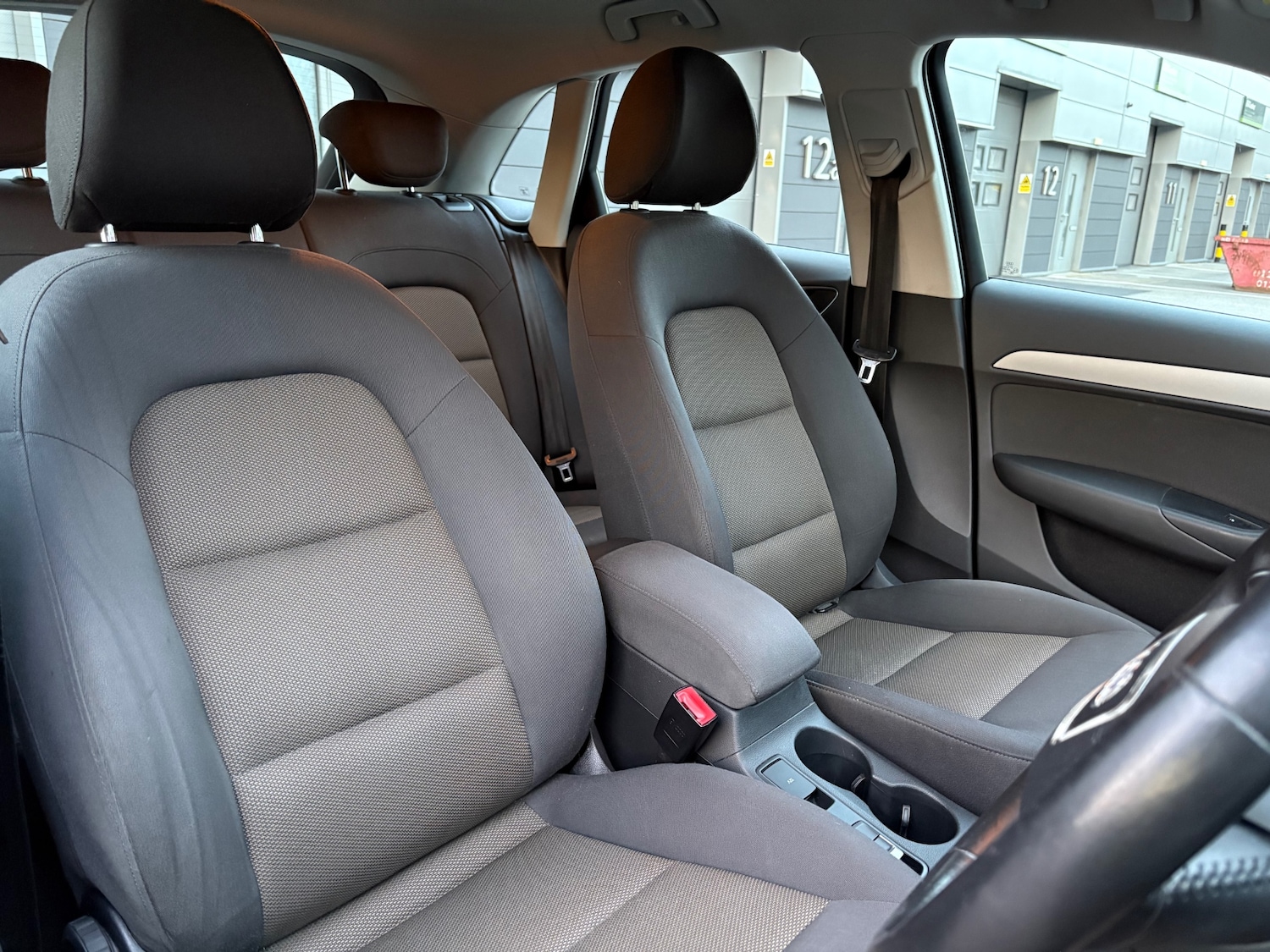 Used Audi Q3 2013 for sale - 78161479: Photo 44