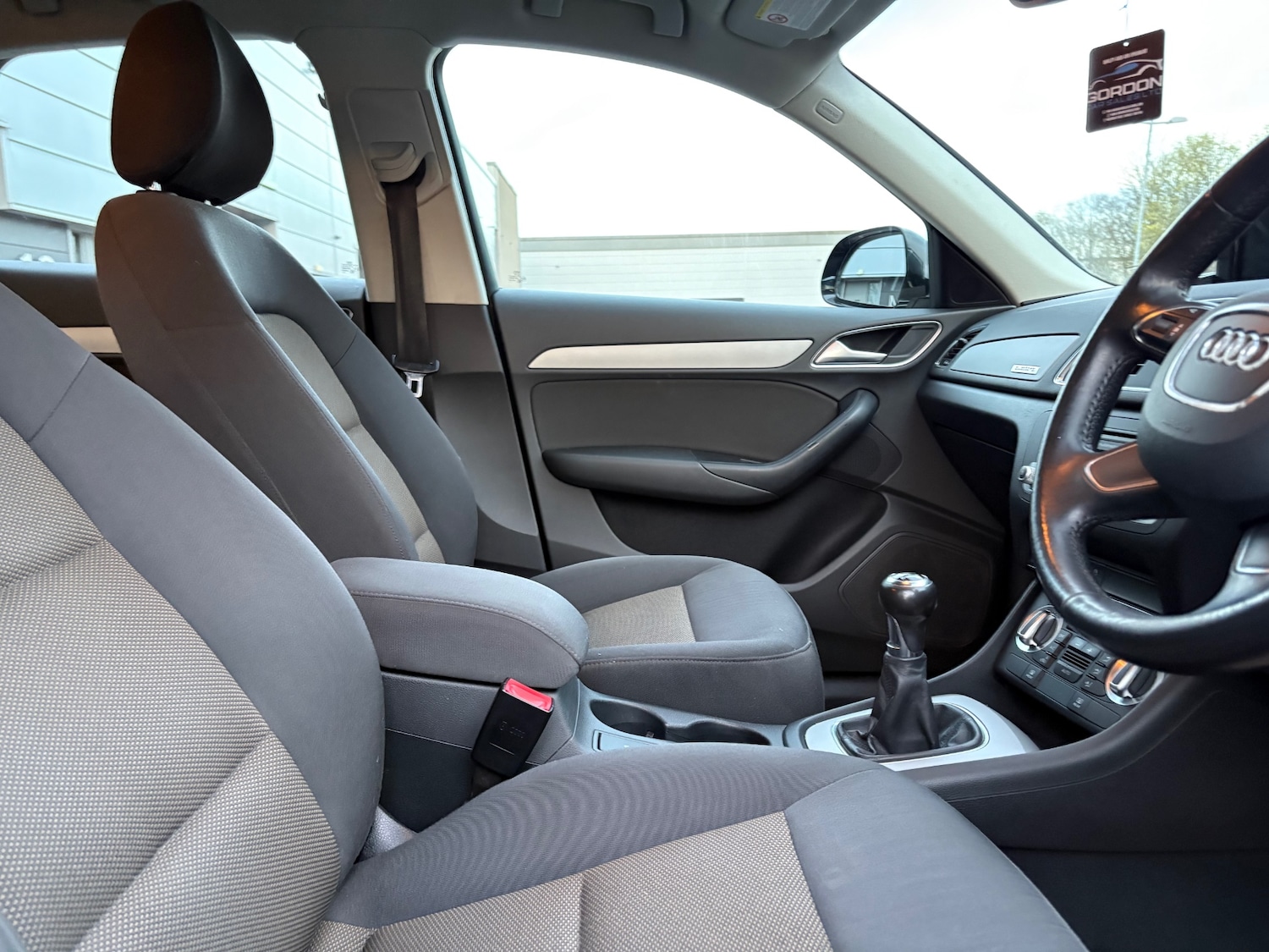 Used Audi Q3 2013 for sale - 78161479: Photo 48