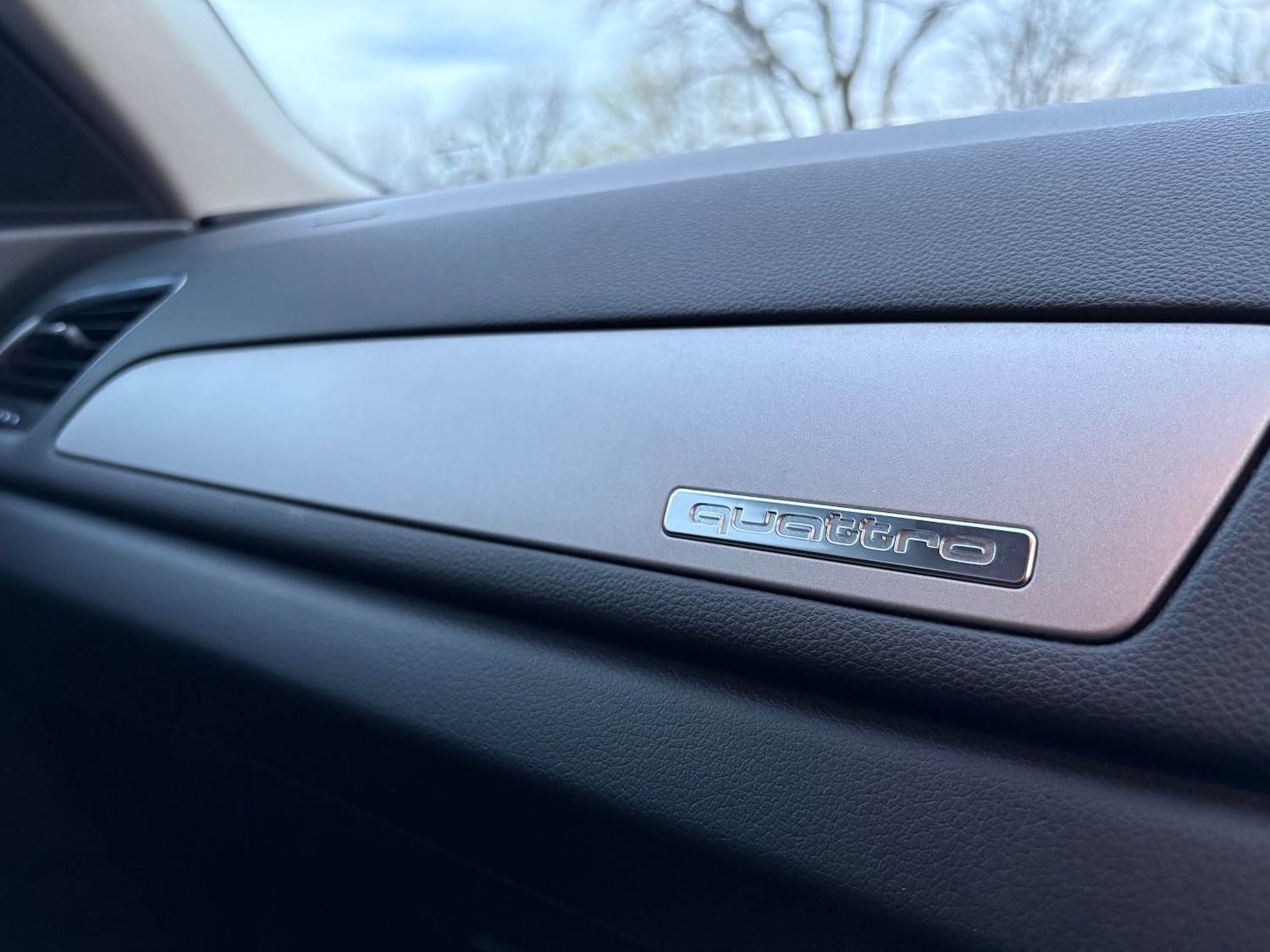 Used Audi Q3 2013 for sale - 78161479: Photo 63