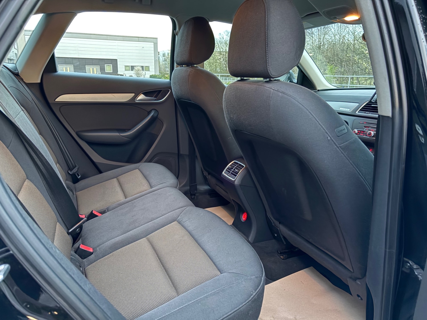 Used Audi Q3 2013 for sale - 78161479: Photo 69