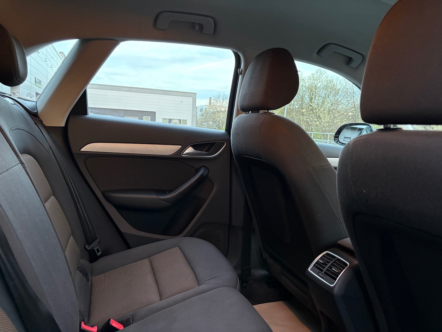 Used Audi Q3 2013 for sale - 78161479: Photo 74