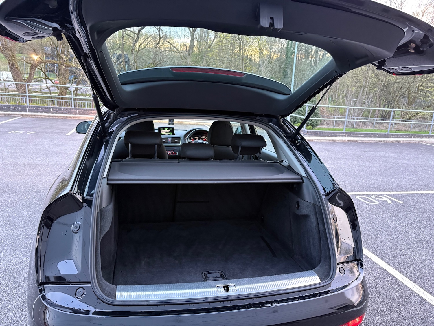 Used Audi Q3 2013 for sale - 78161479: Photo 76