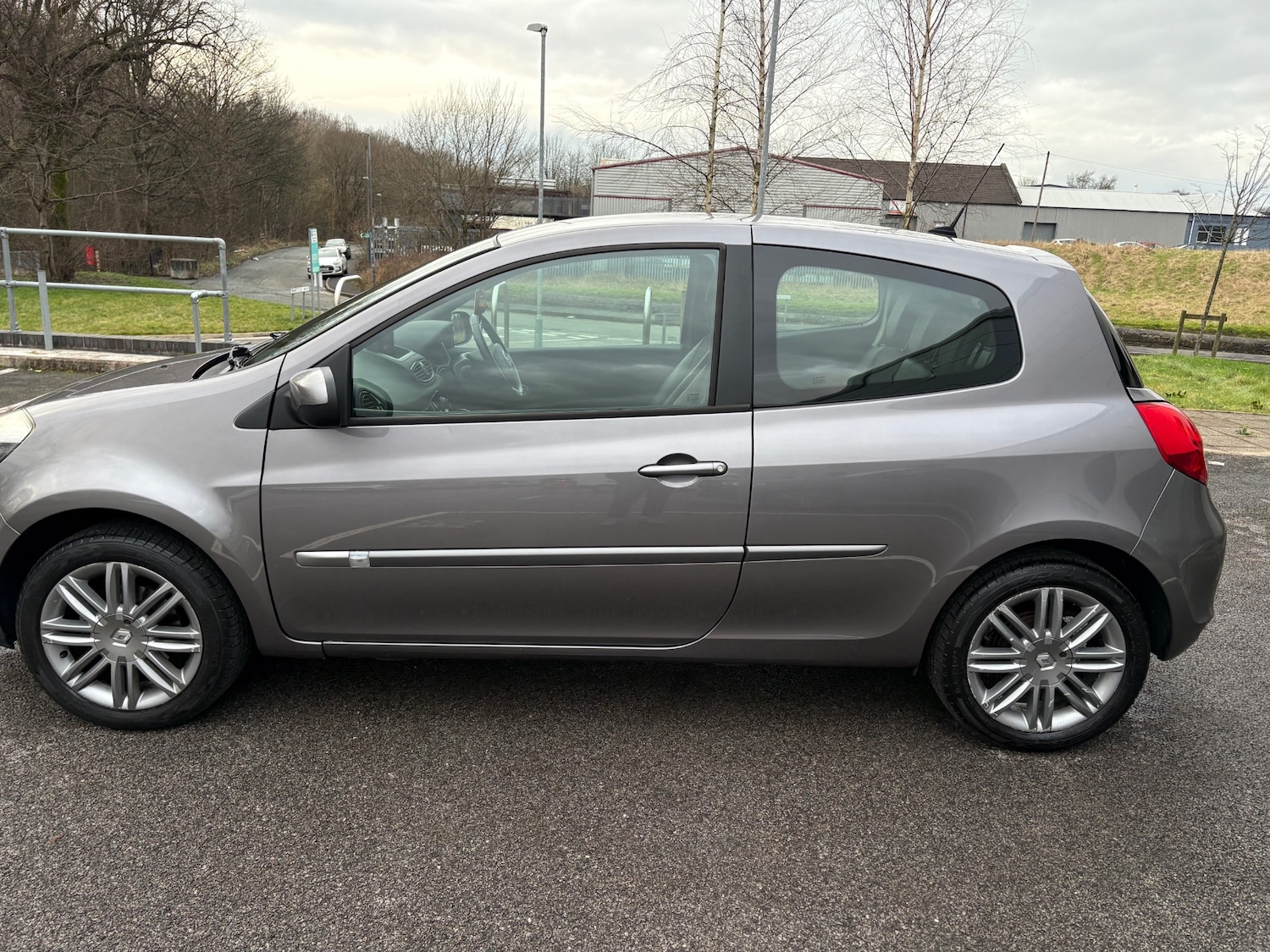 Used Renault Clio 2012 for sale - 77501151: Photo 25