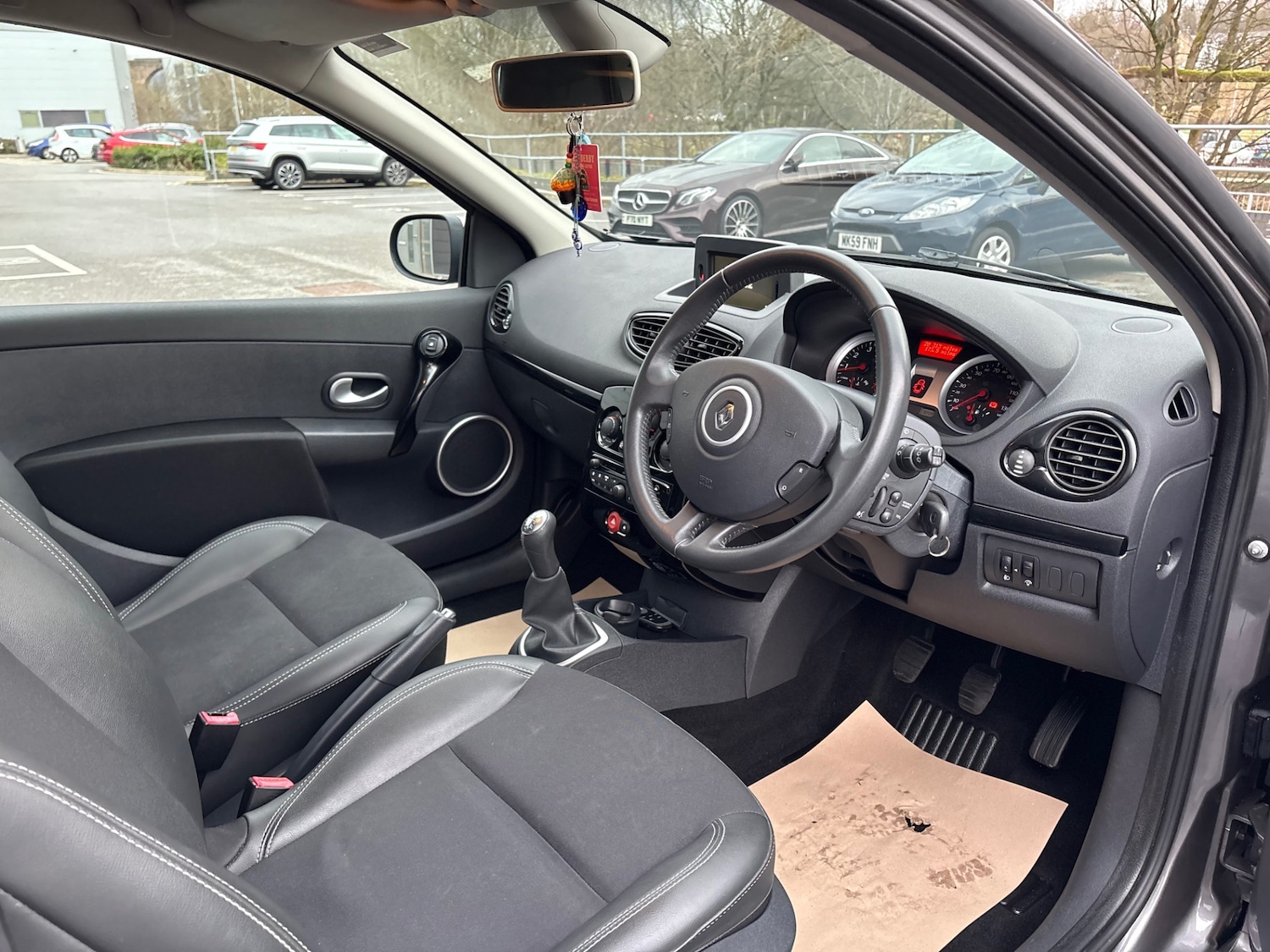 Used Renault Clio 2012 for sale - 77501151: Photo 48