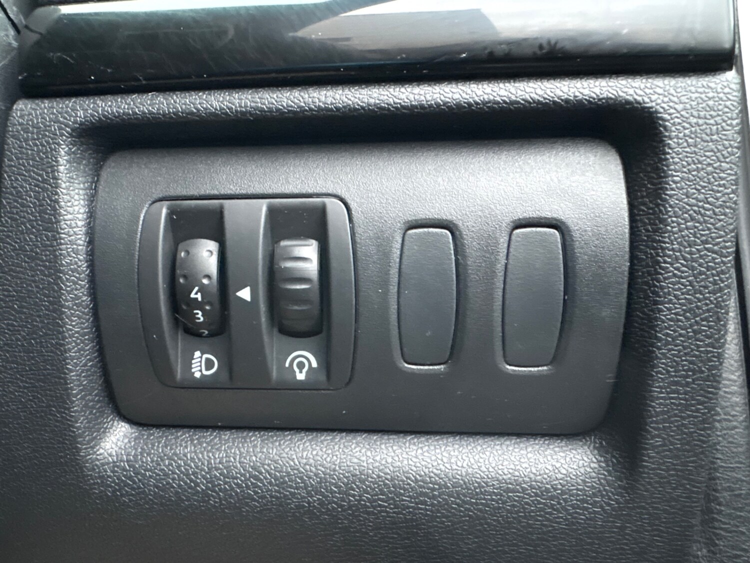 Used Renault Clio 2012 for sale - 77501151: Photo 55