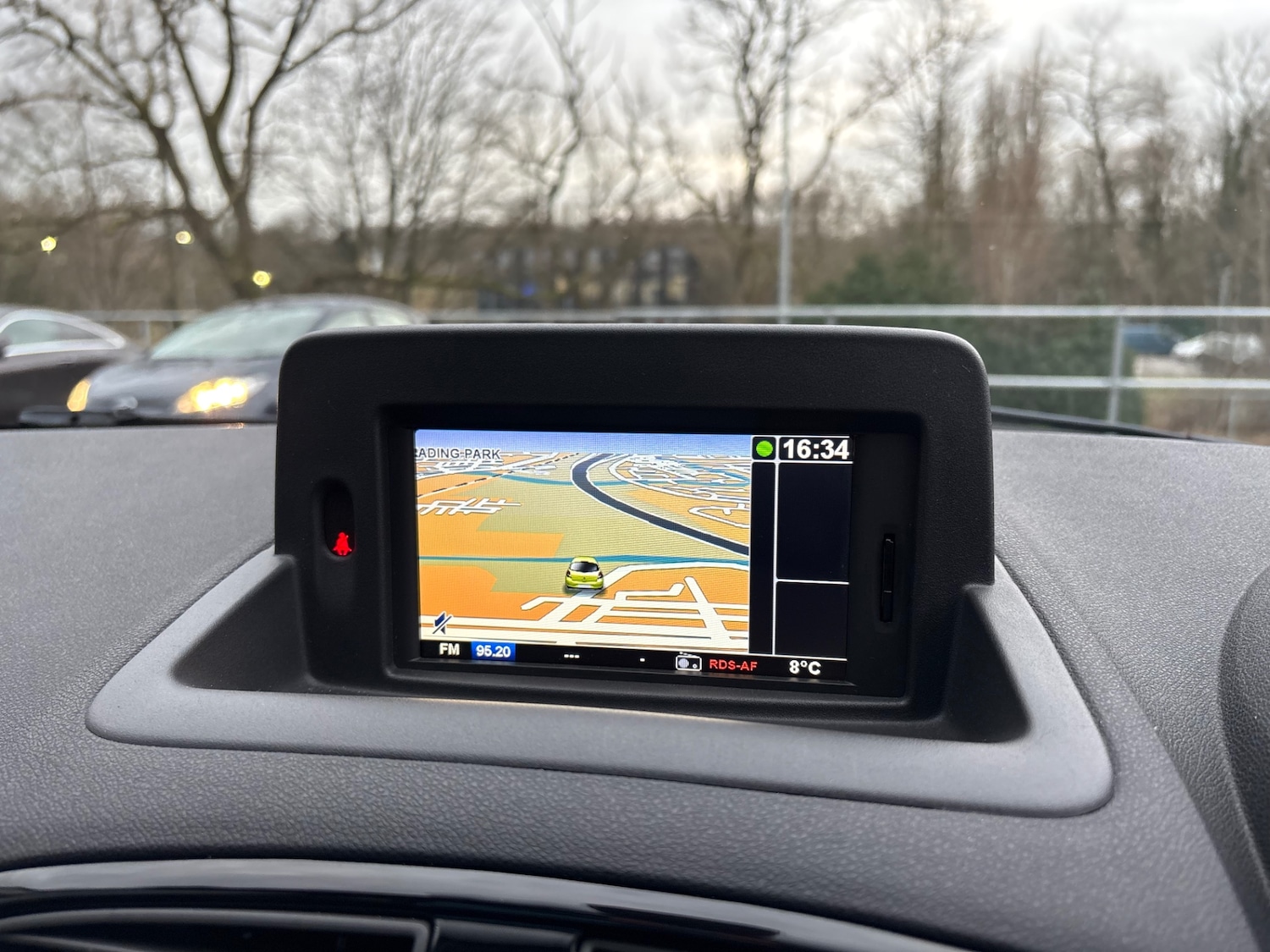 Used Renault Clio 2012 for sale - 77501151: Photo 63