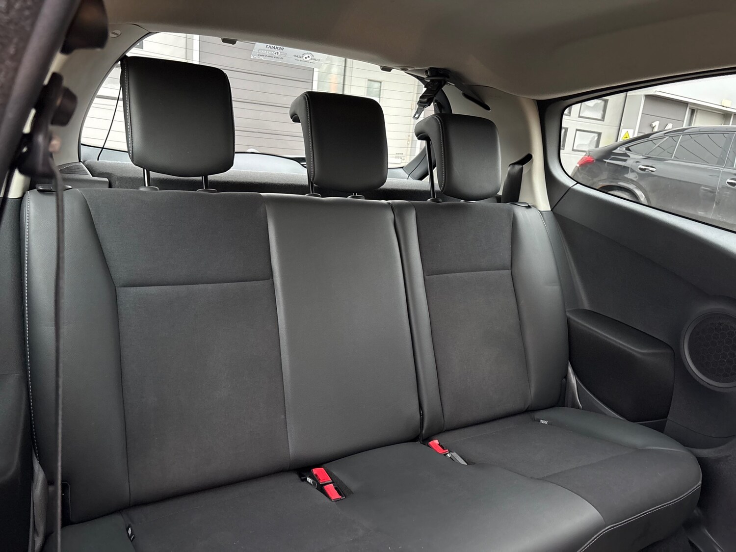 Used Renault Clio 2012 for sale - 77501151: Photo 78