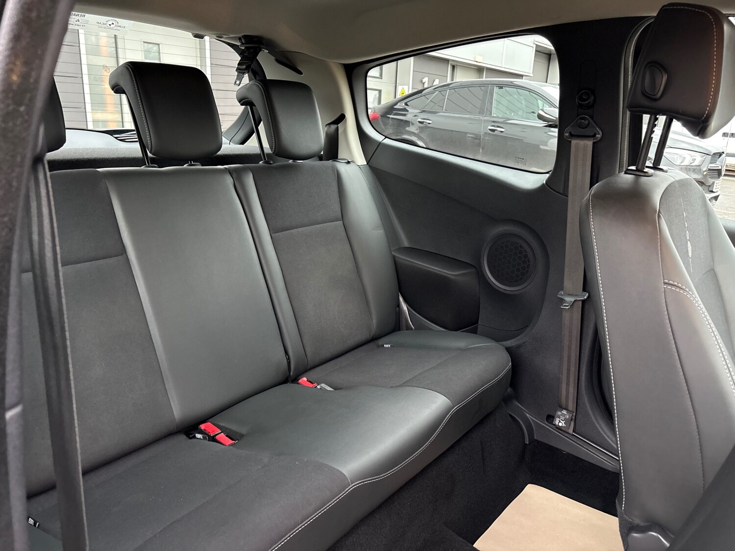 Used Renault Clio 2012 for sale - 77501151: Photo 81