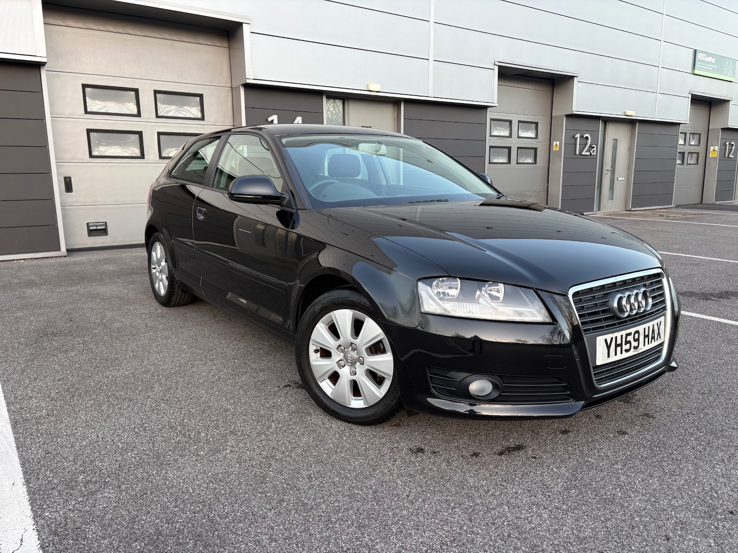 Used Audi A3 2009 for sale - 77742444: Photo 2