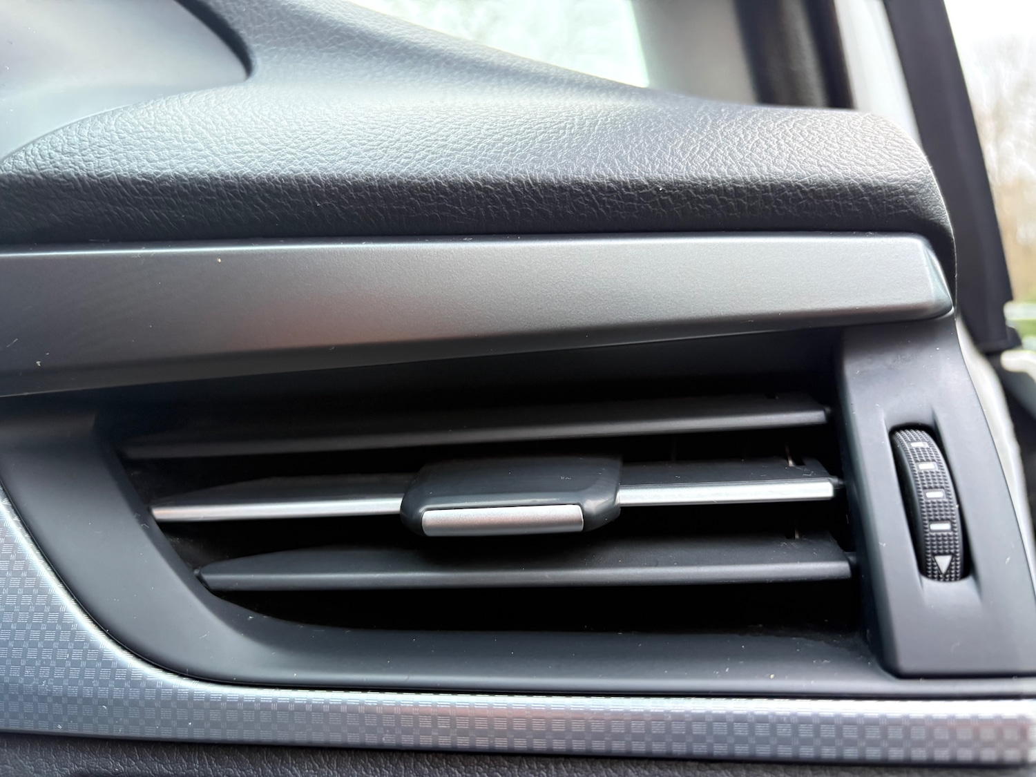 Used Toyota Avensis 2015 for sale - 77917514: Photo 48