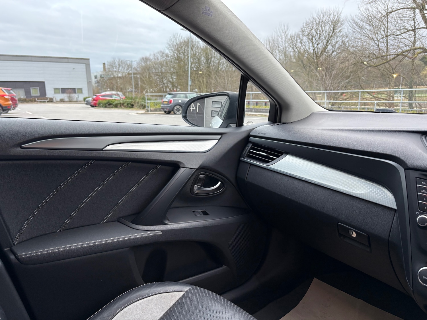 Used Toyota Avensis 2015 for sale - 77917514: Photo 57