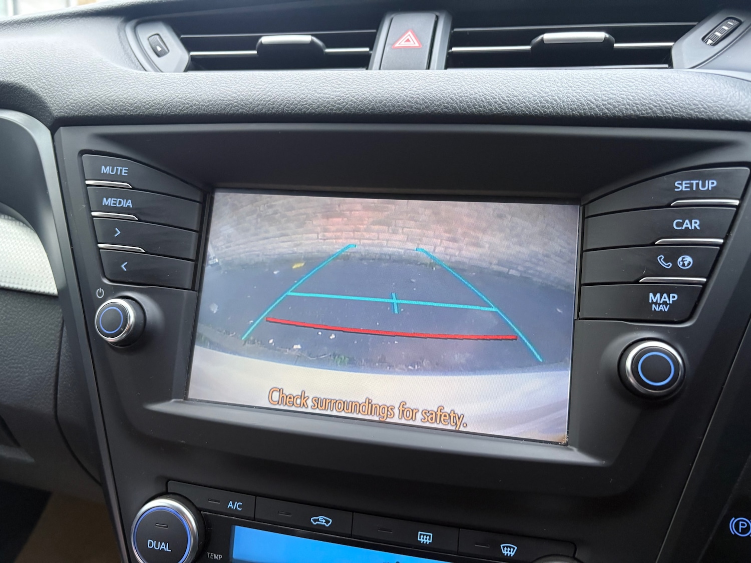 Used Toyota Avensis 2015 for sale - 77917514: Photo 75