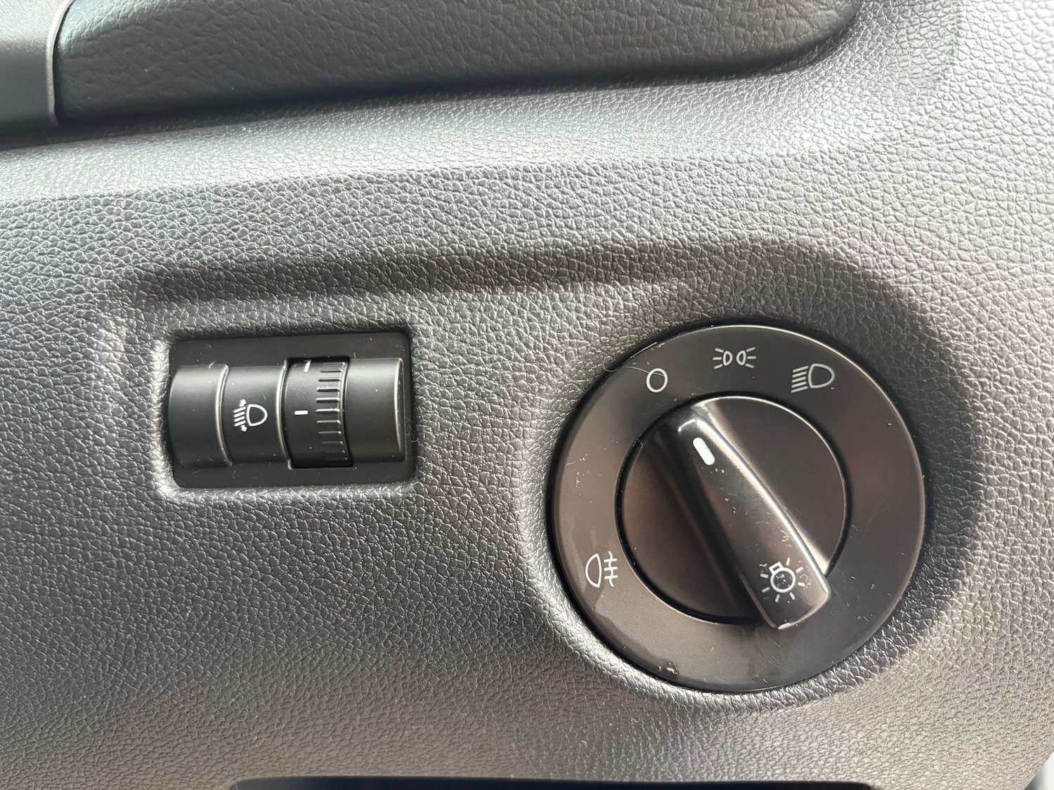 Used Skoda Fabia 2013 for sale - 77208739: Photo 38