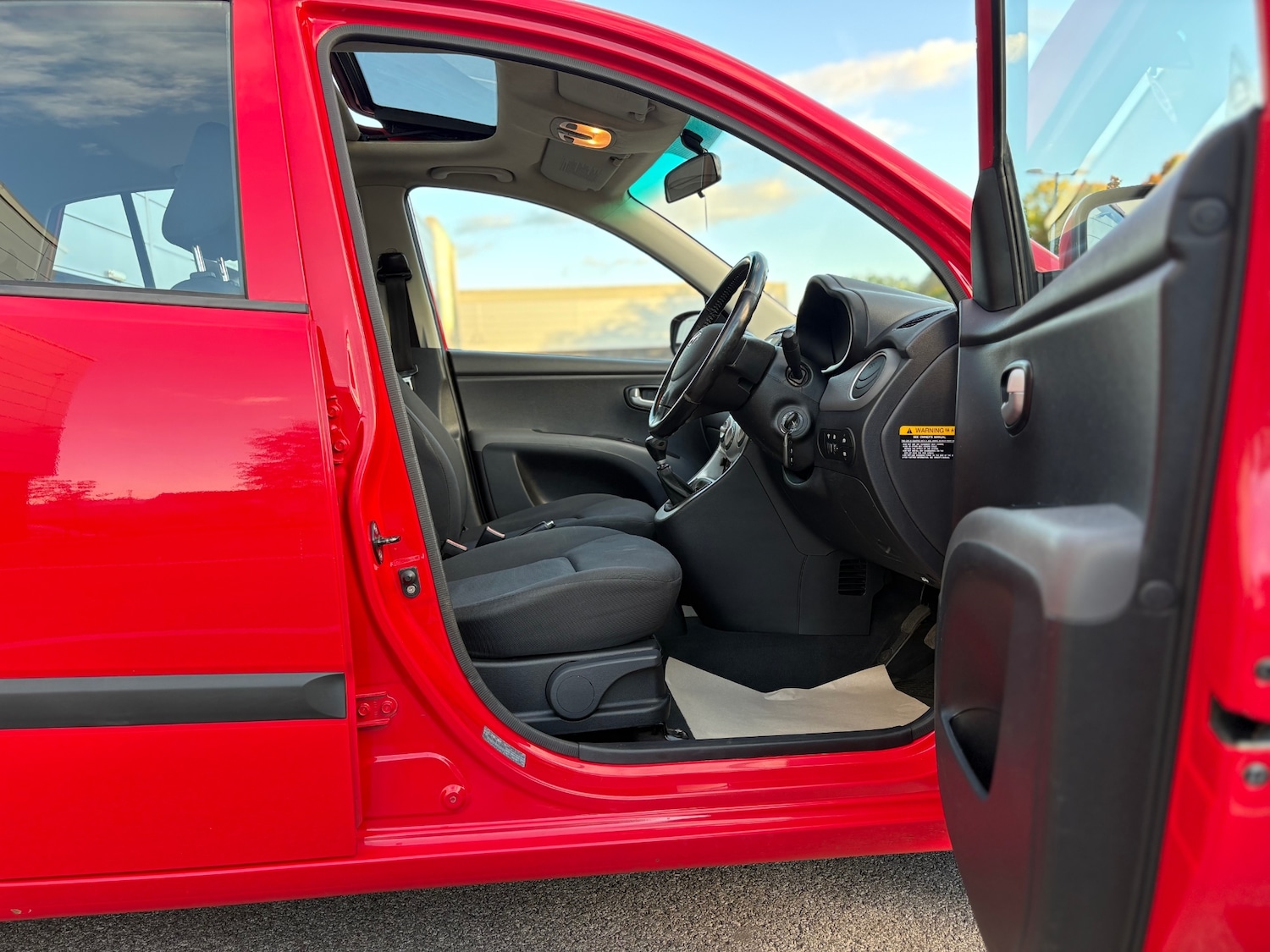 Used Hyundai i10 2010 for sale - 77213539: Photo 31