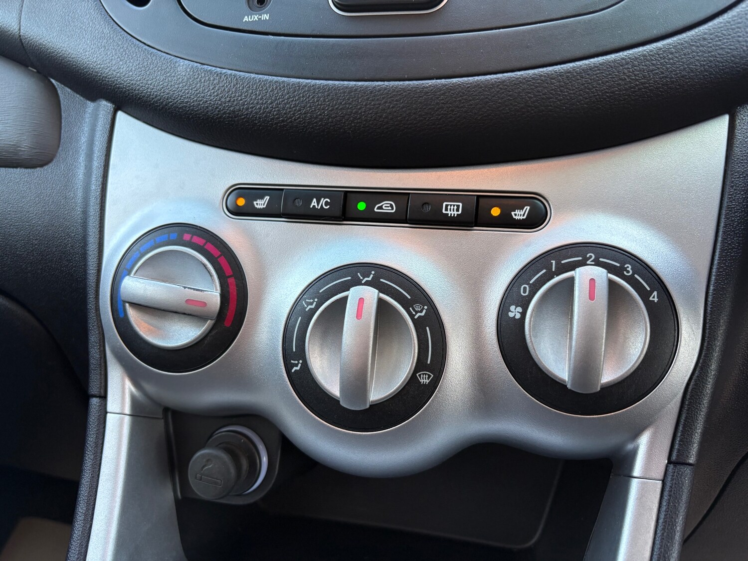 Used Hyundai i10 2010 for sale - 77213539: Photo 46