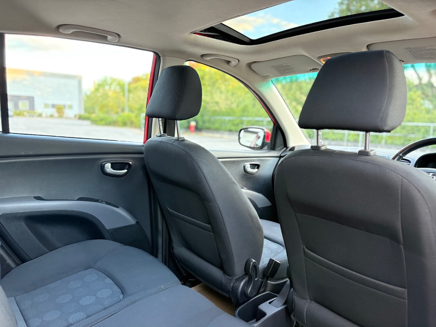 Used Hyundai i10 2010 for sale - 77213539: Photo 59