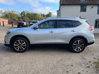 Used Nissan X-Trail 2015 for sale - 78727384: Photo