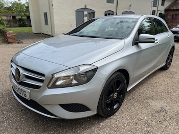 Used Mercedes-Benz A-Class 2015 for sale - 78727323: Photo