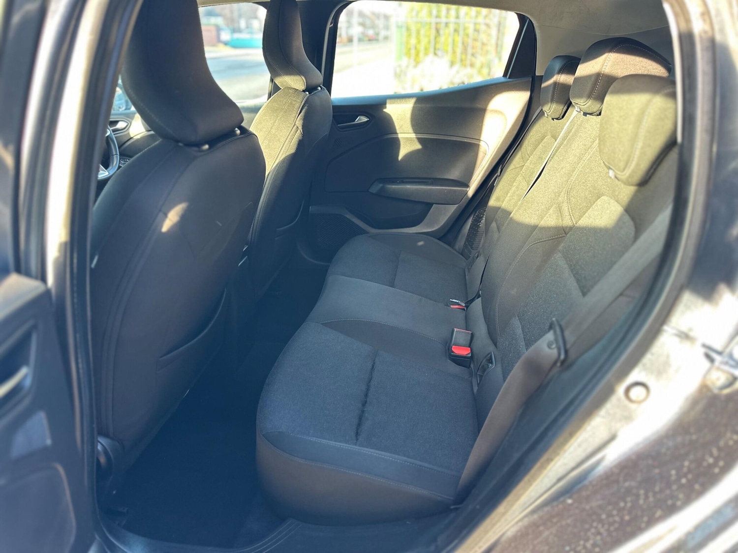 Used Renault Clio 2022 for sale - 76997191: Photo 15