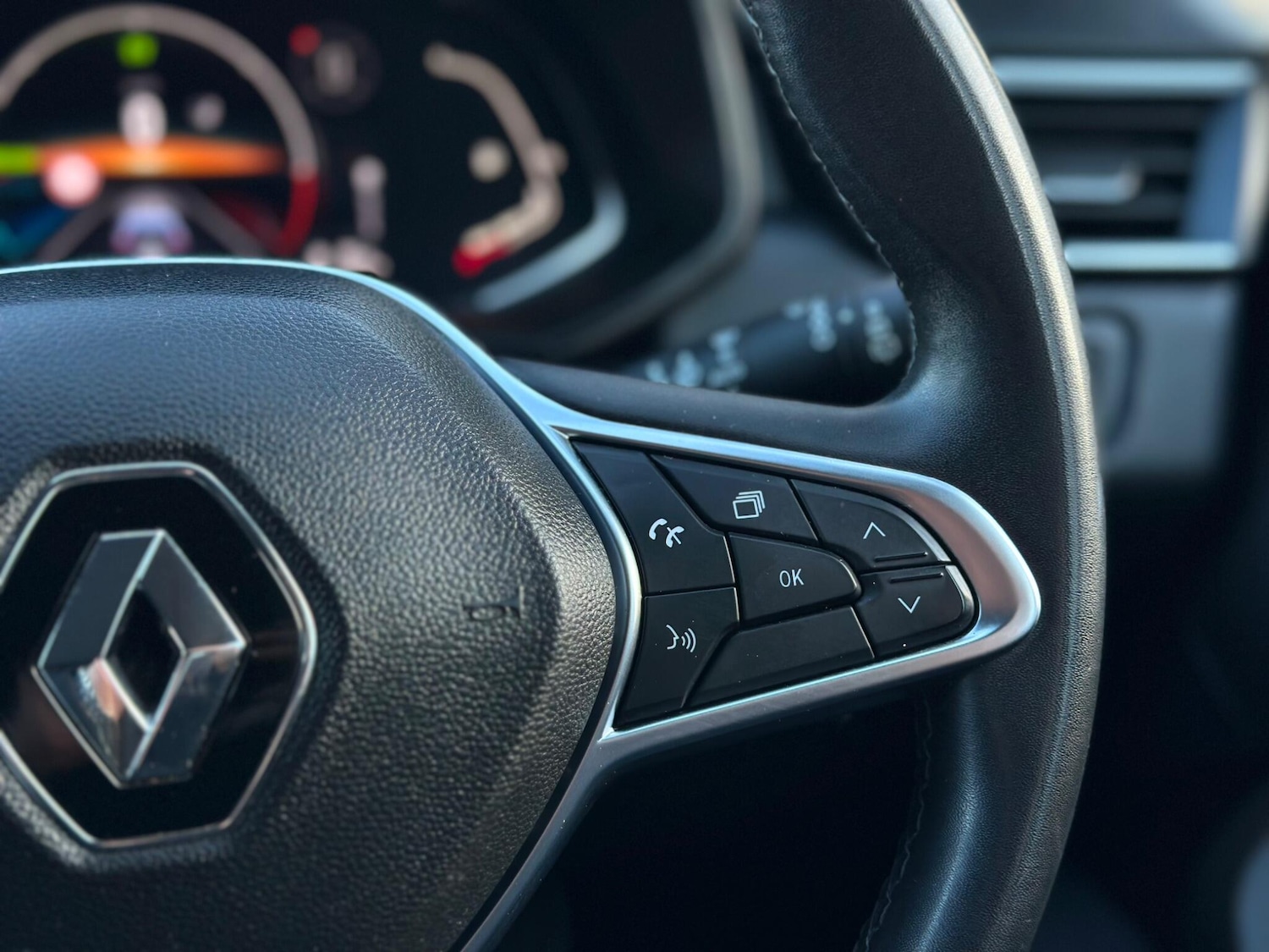 Used Renault Clio 2022 for sale - 76997191: Photo 19