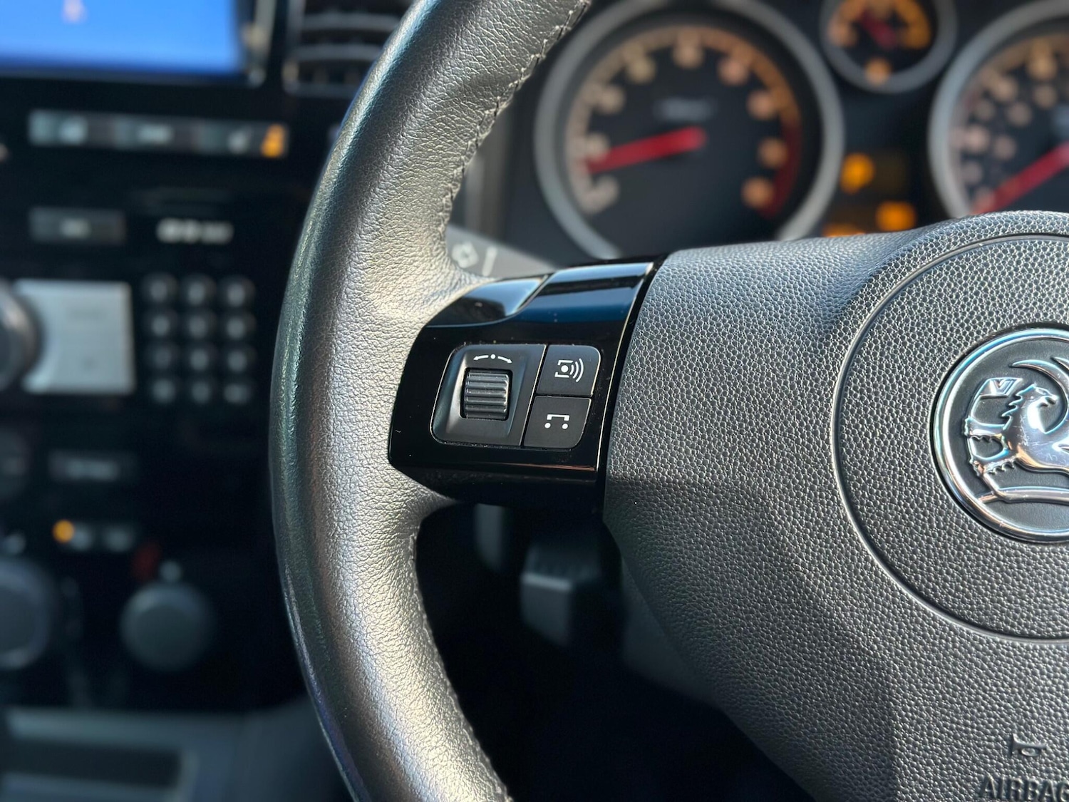 Used Vauxhall Zafira 2010 for sale - 77254013: Photo 21