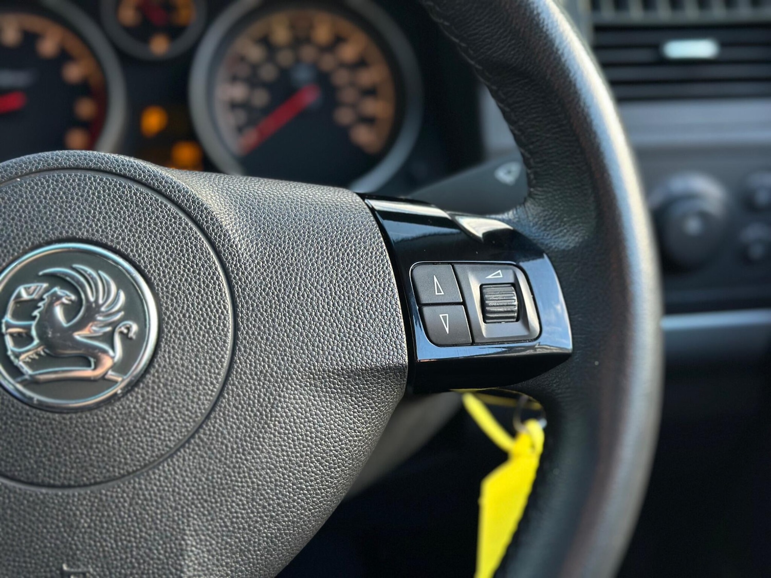 Used Vauxhall Zafira 2010 for sale - 77254013: Photo 22