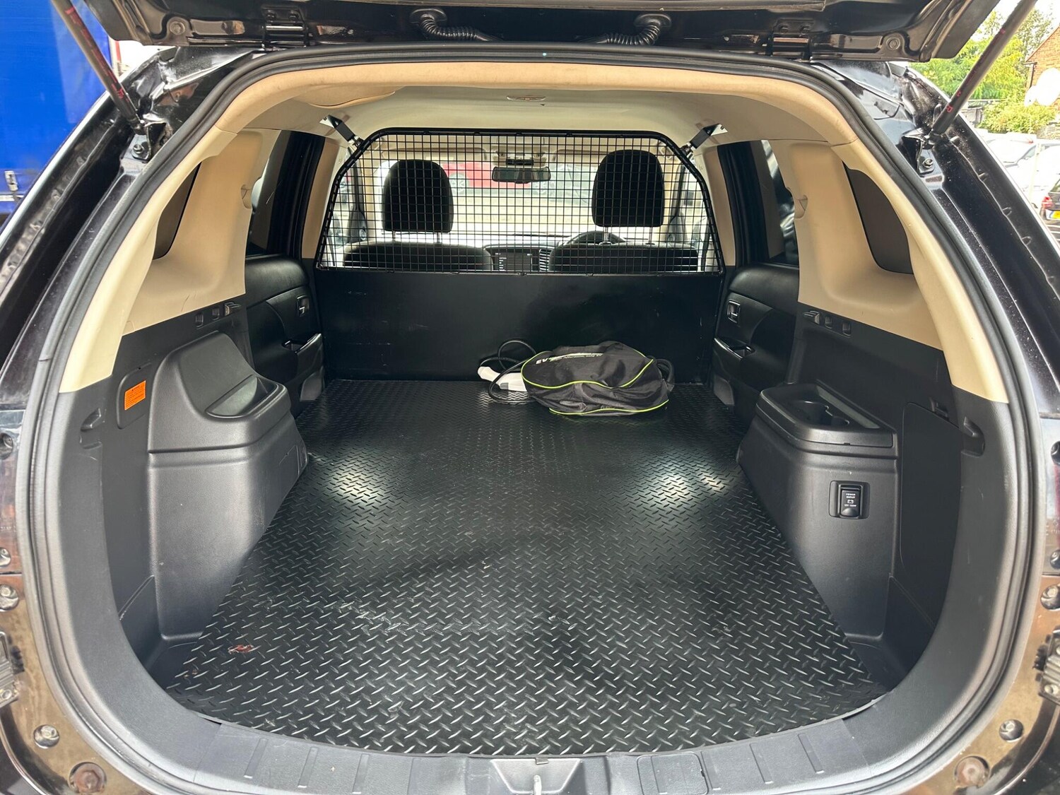 Vehicle 33