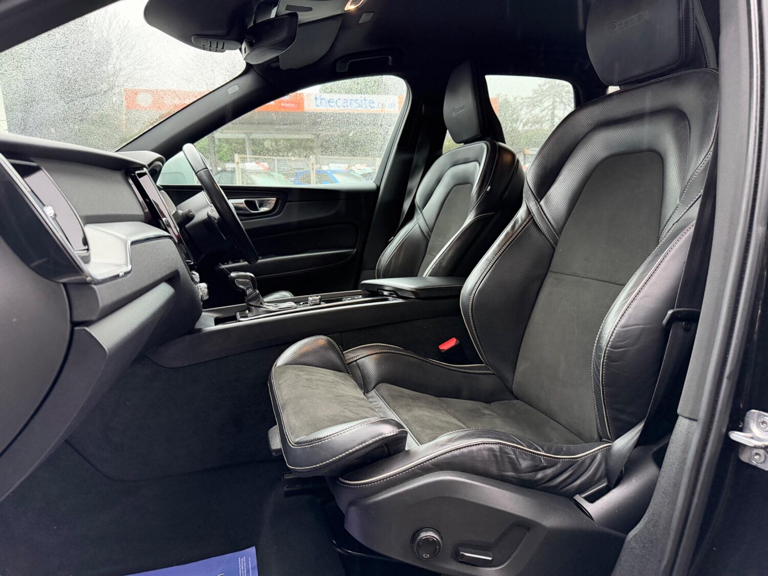 Used Volvo XC60 2018 for sale - 77455419: Photo 32