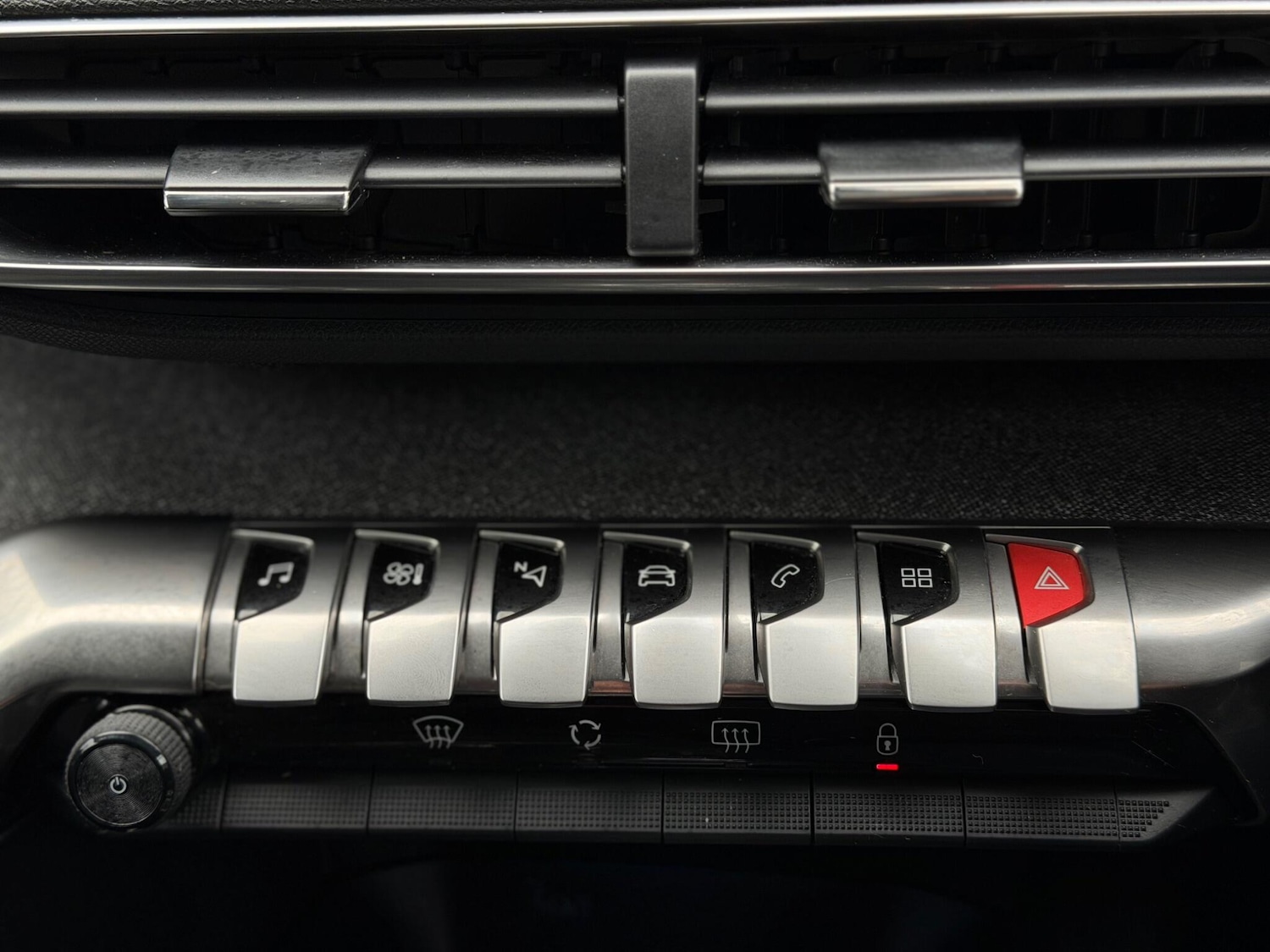 Used Peugeot 3008 2018 for sale - 78007450: Photo 19