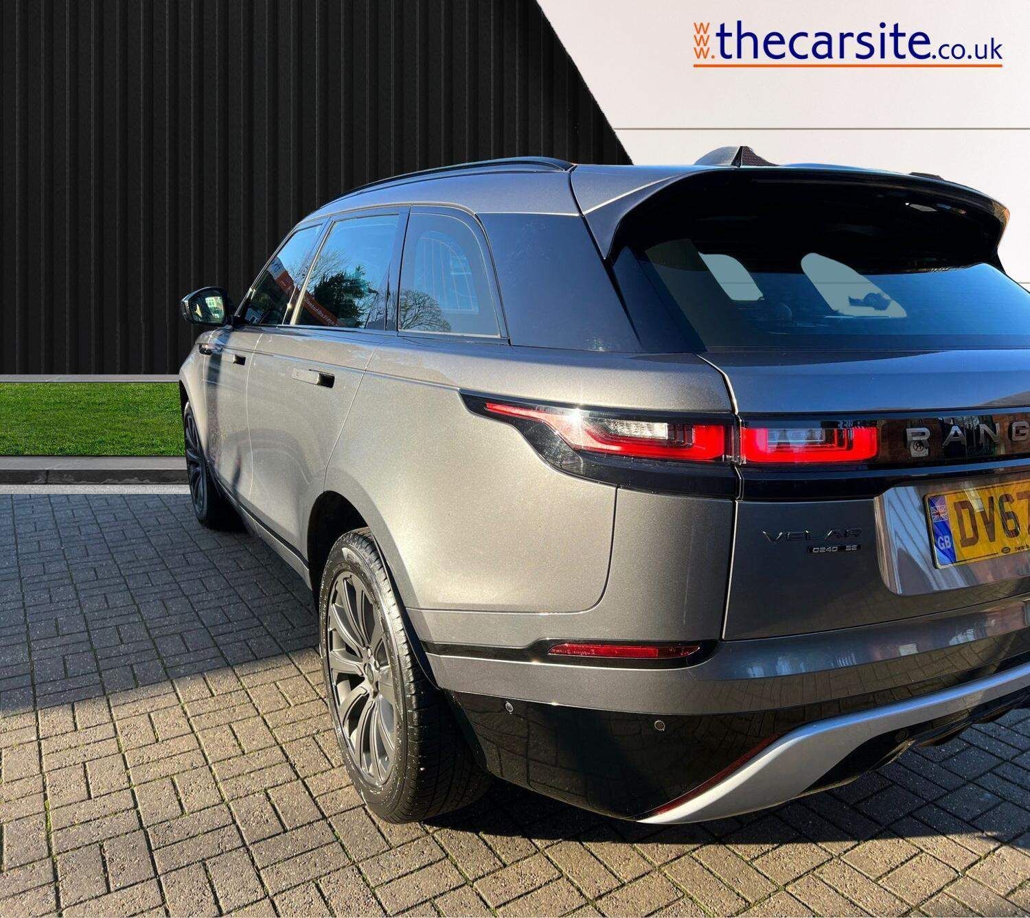 Used Land Rover Range Rover Velar 2017 for sale - 76238857: Photo 25