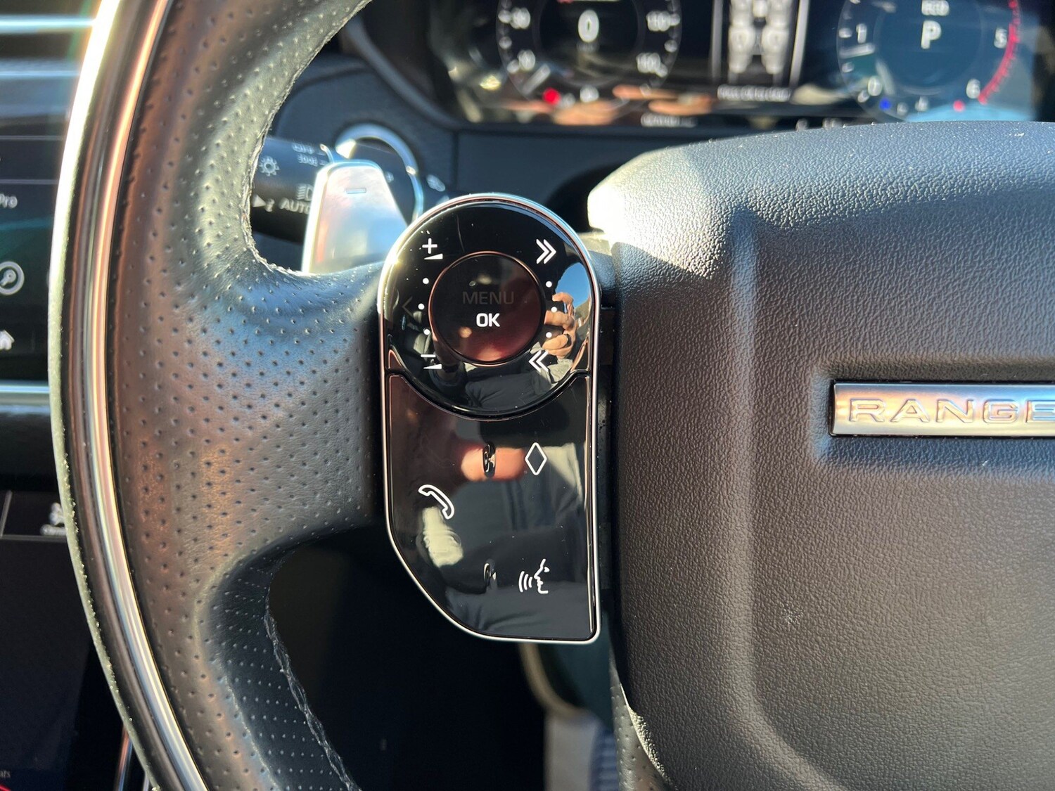 Used Land Rover Range Rover Velar 2017 for sale - 76238857: Photo 52