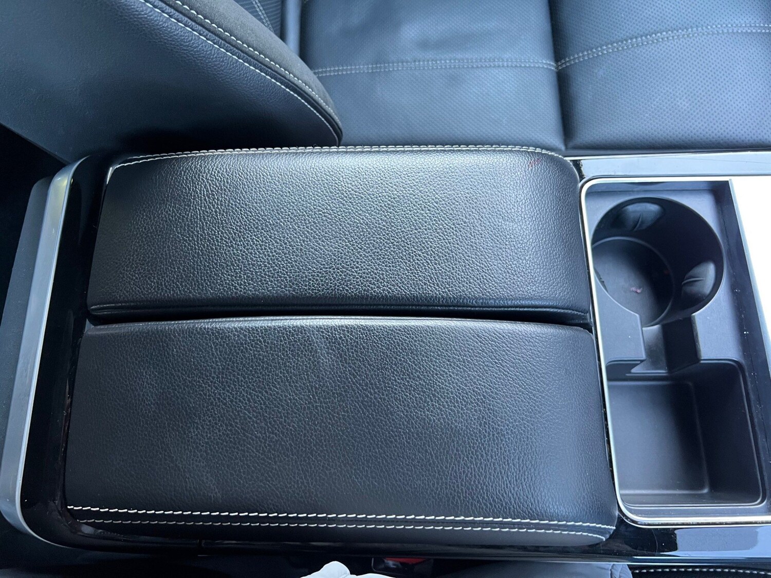 Used Land Rover Range Rover Velar 2017 for sale - 76238857: Photo 57