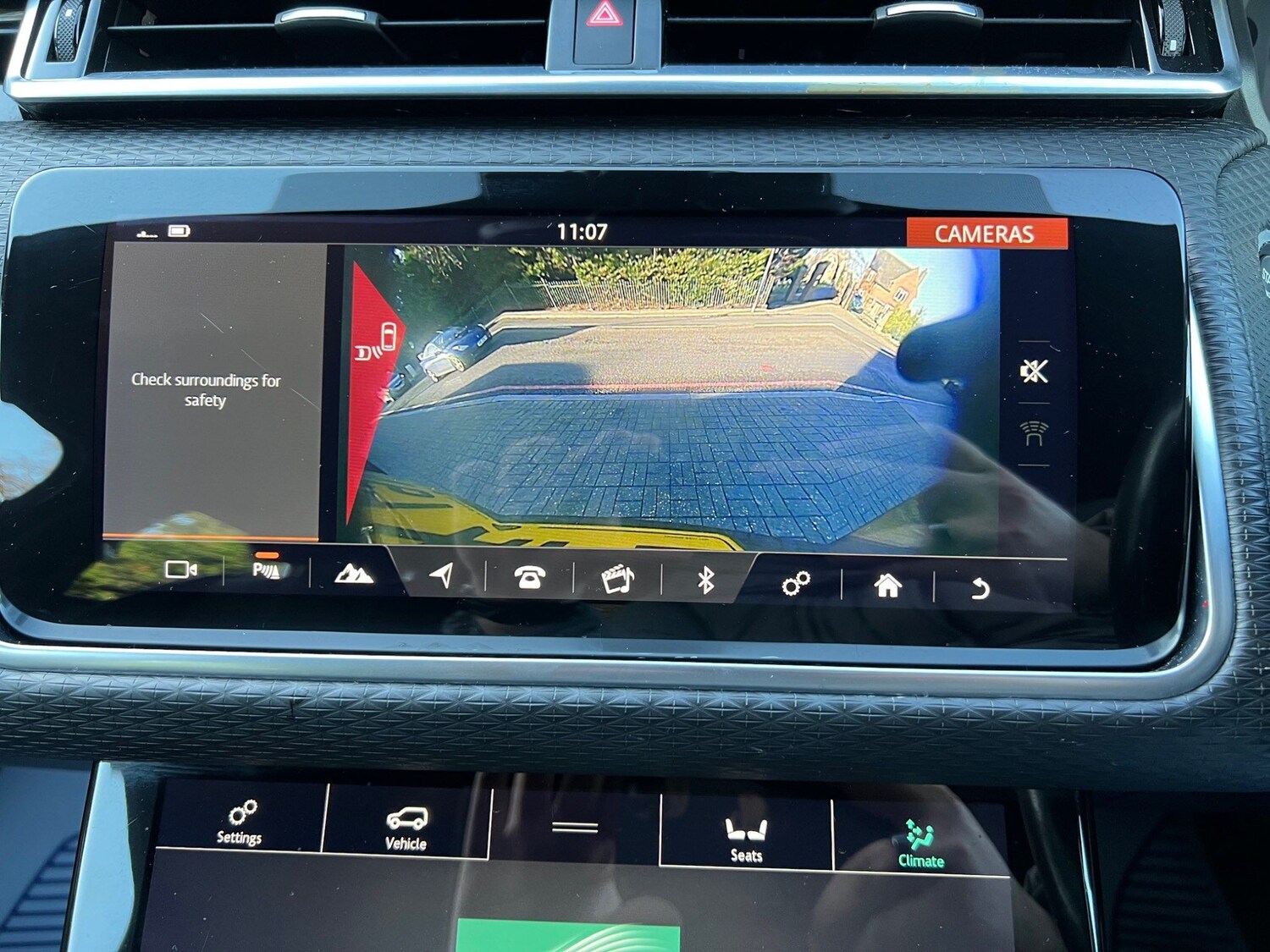 Used Land Rover Range Rover Velar 2017 for sale - 76238857: Photo 60