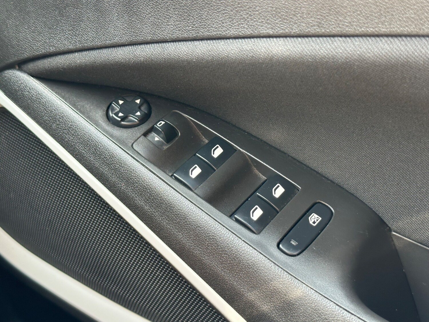 Used Vauxhall Crossland X 2020 for sale - 76239304: Photo 27