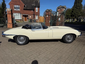 Used Jaguar E-Type 1970 for sale - 78100055: Photo