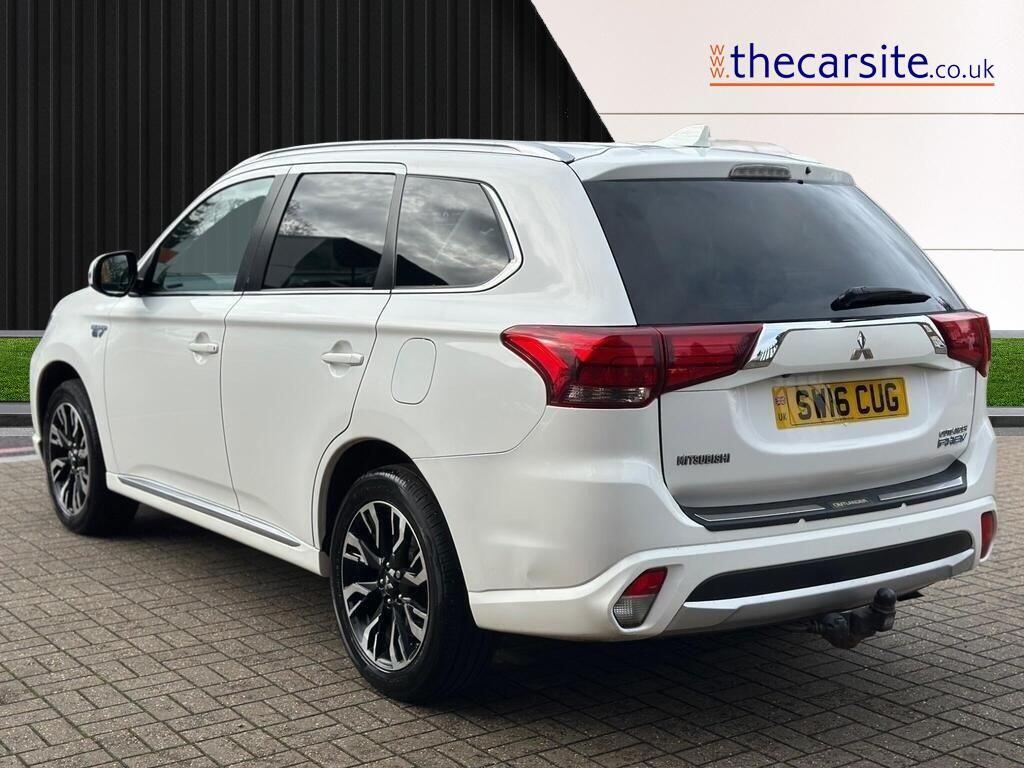 Used Mitsubishi Outlander 2016 for sale - 76440712: Photo 2