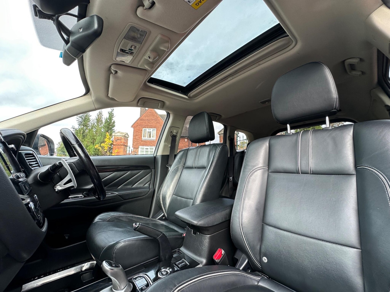 Used Mitsubishi Outlander 2016 for sale - 76440712: Photo 35