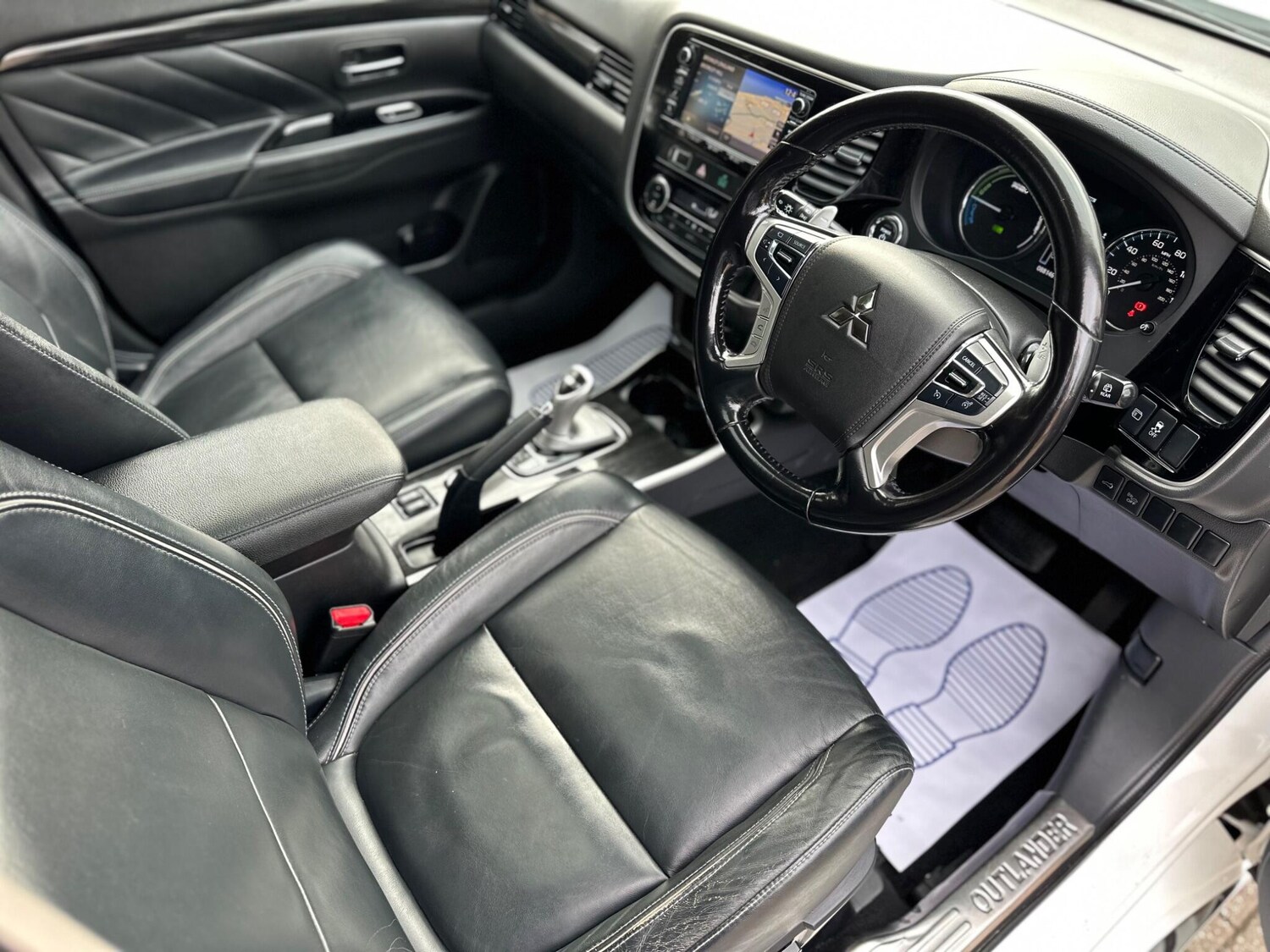 Used Mitsubishi Outlander 2016 for sale - 76440712: Photo 37