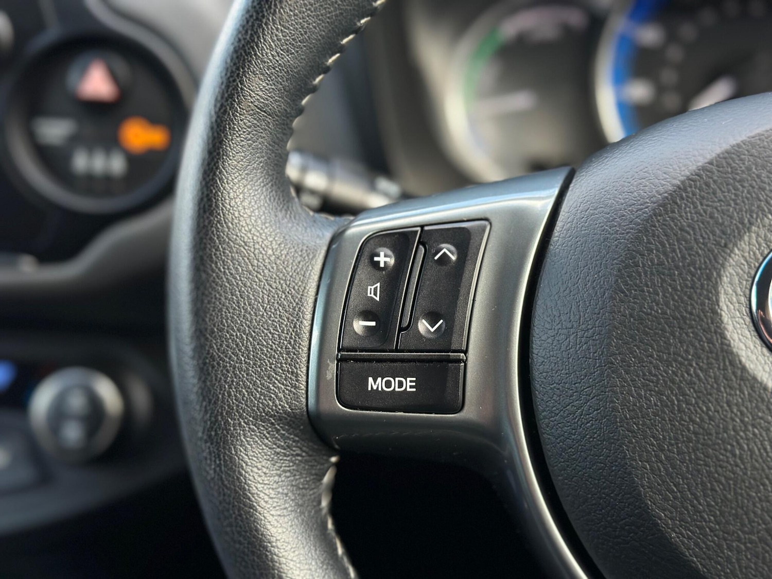 Used Toyota Yaris 2016 for sale - 76926897: Photo 17