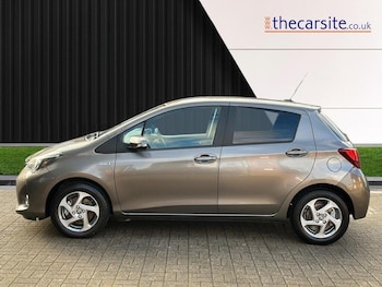 Used Toyota Yaris 2016 for sale - 76926897: Photo