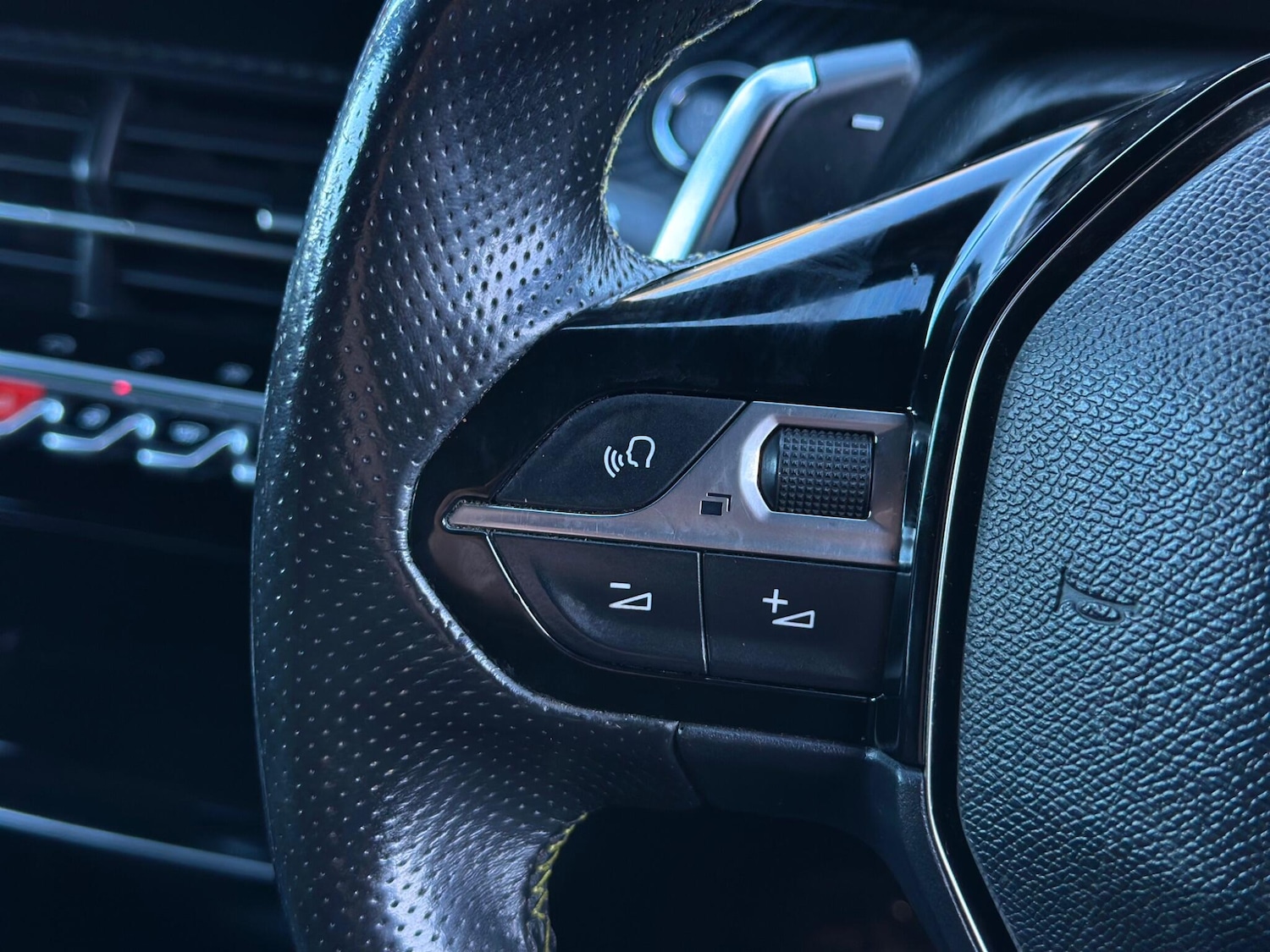 Used Peugeot 2008 2020 for sale - 77109008: Photo 10