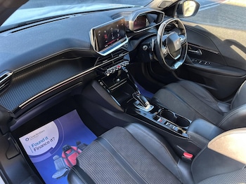 Used Peugeot 2008 2020 for sale - 77109008: Photo