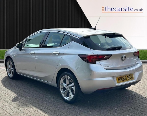 Used Vauxhall Astra 2017 for sale - 76240156: Photo 2