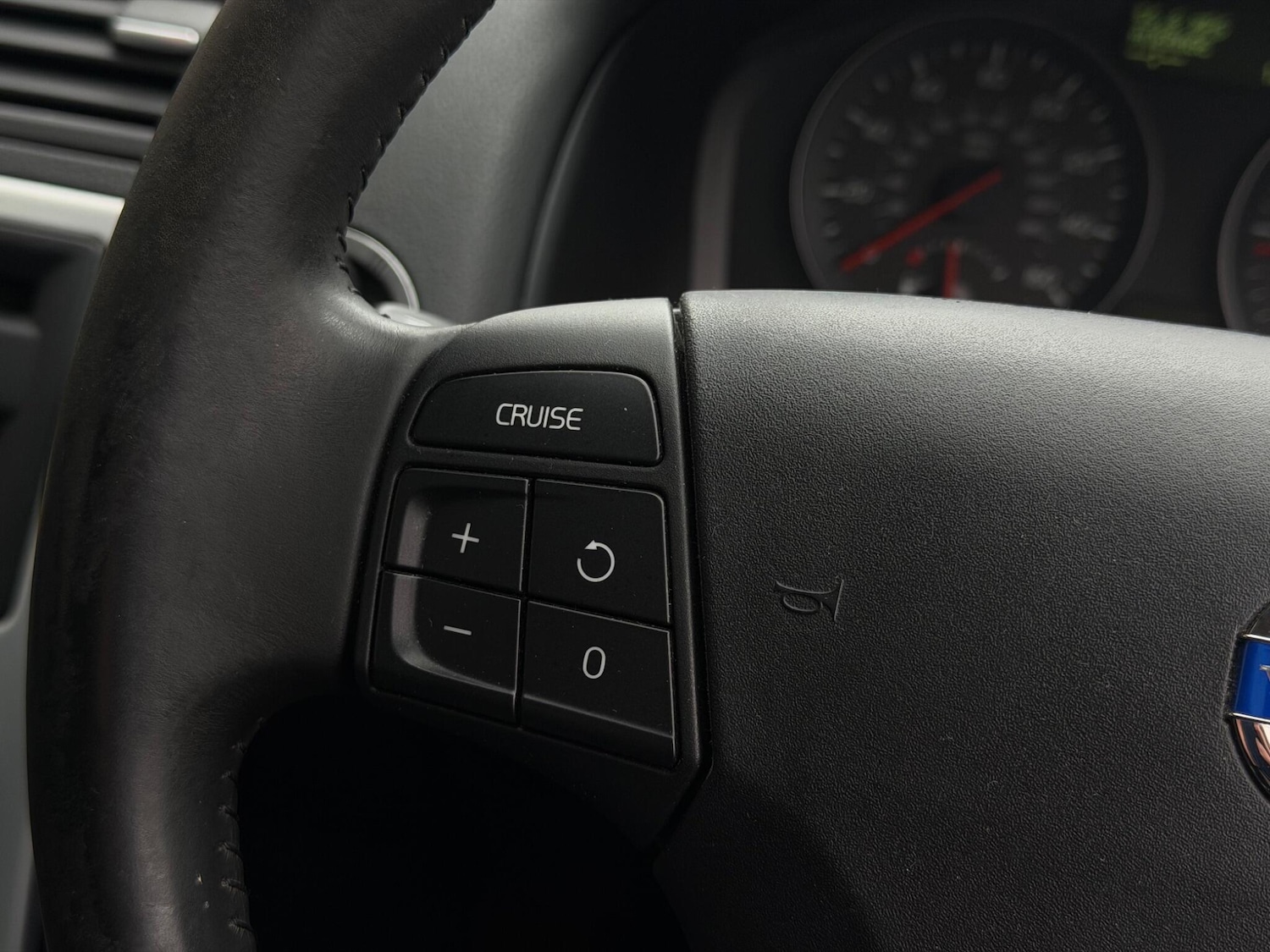 Used Volvo C30 2010 for sale - 77909520: Photo 11