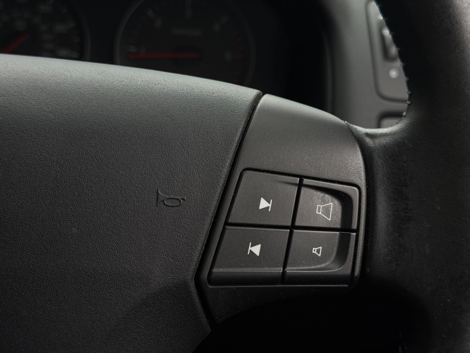 Used Volvo C30 2010 for sale - 77909520: Photo 12