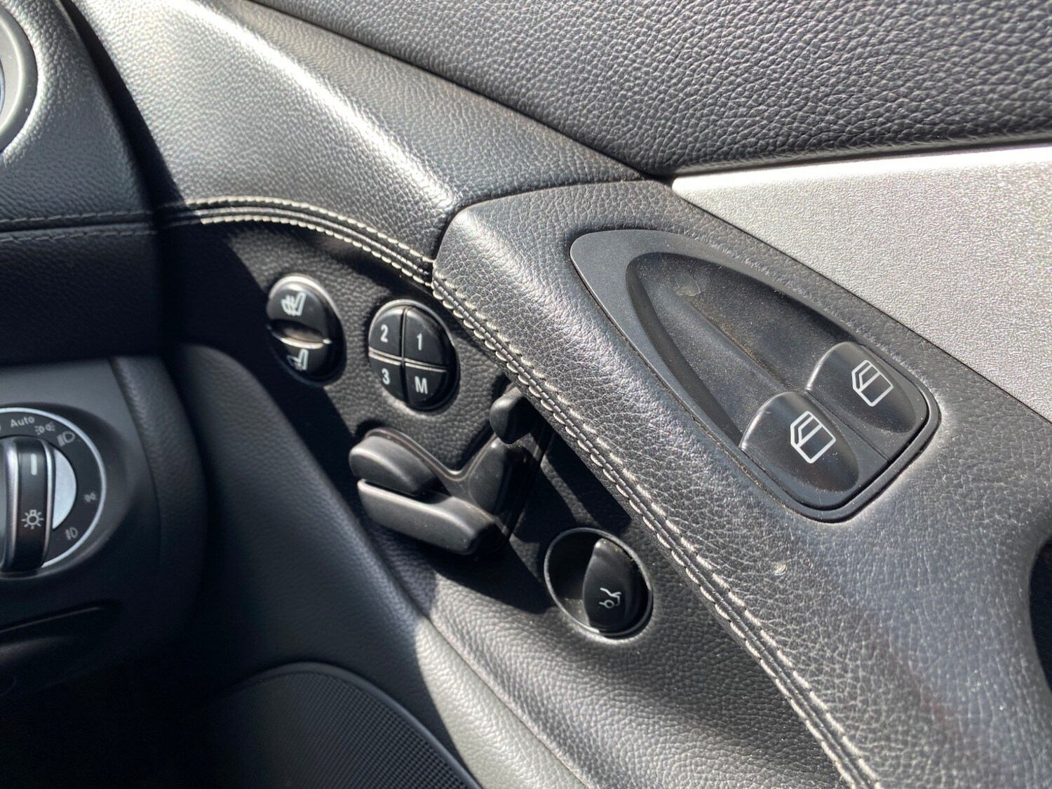 Used Mercedes-Benz SL 2002 for sale - 76238903: Photo 25