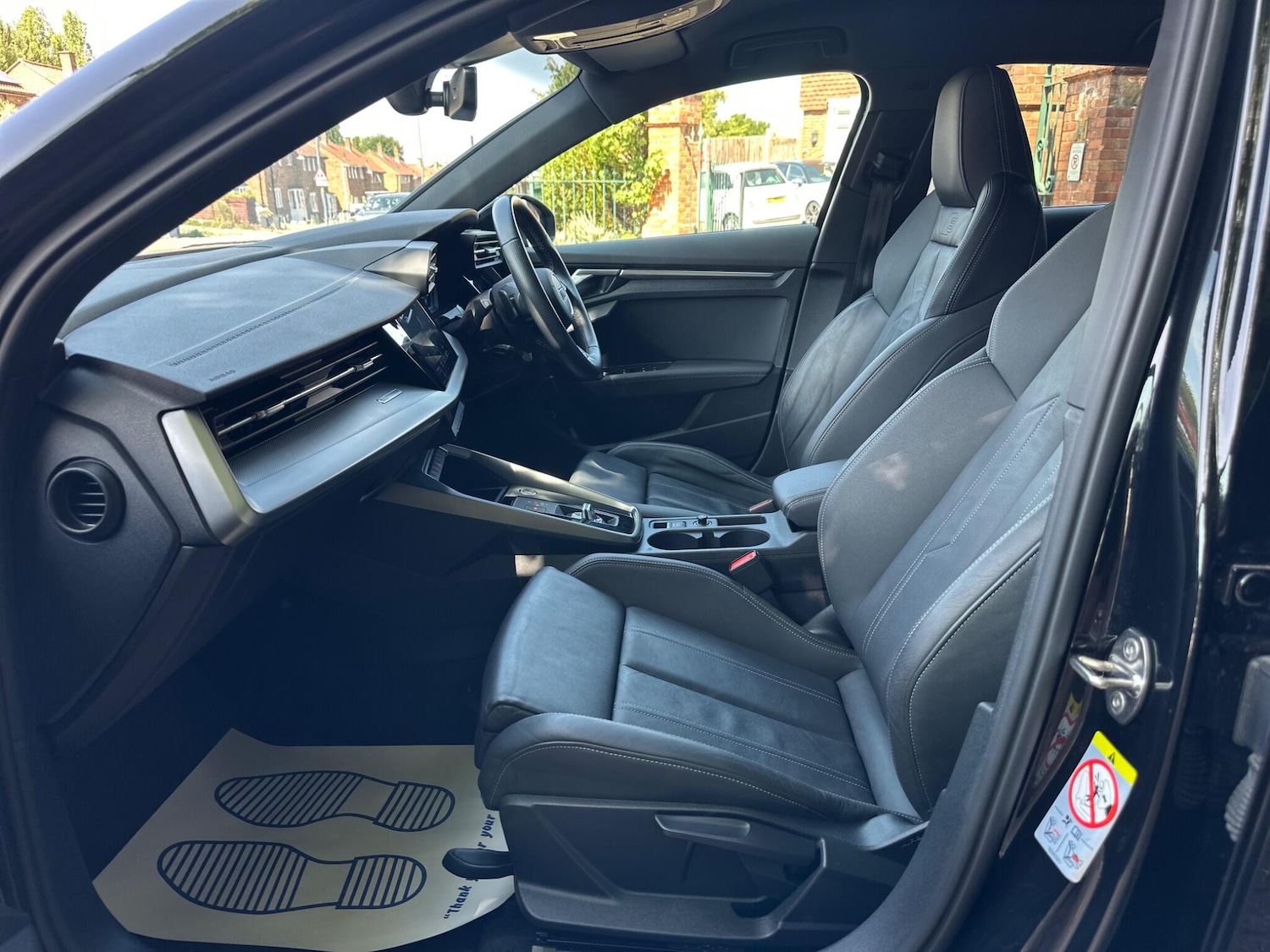 Vehicle 28